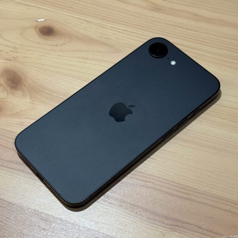 iPhone16e 本体画像