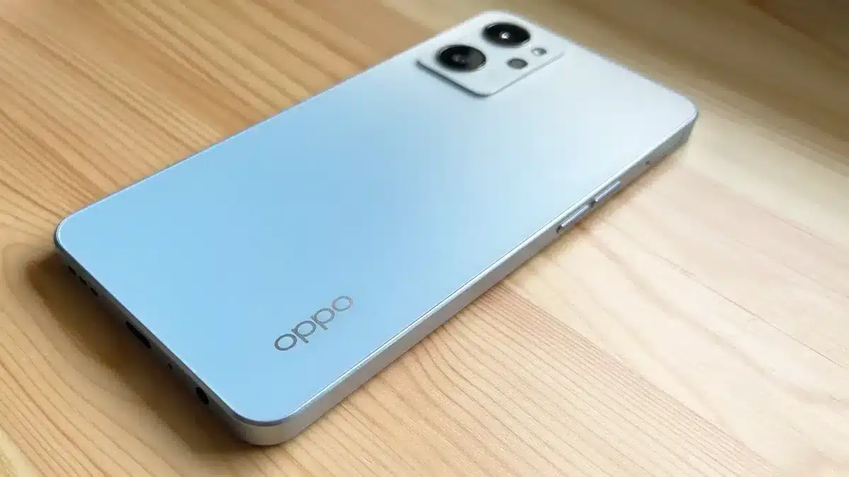 「OPPO Reno7 A」はデザインの美しさとバッテリー持ちが特徴